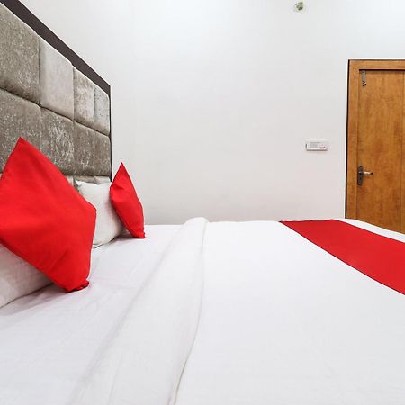 Hotel O Taj Royal Tājganj Extérieur photo