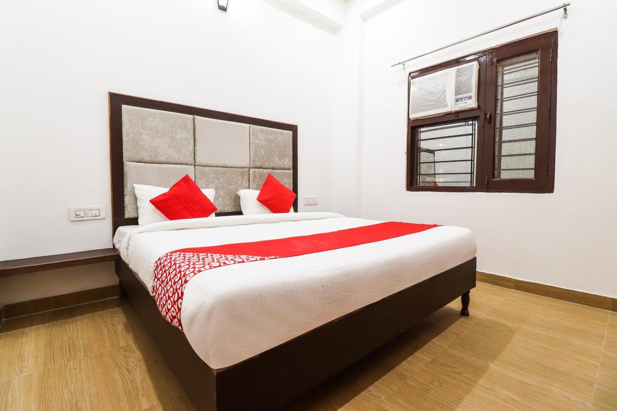 Hotel O Taj Royal Tājganj Extérieur photo